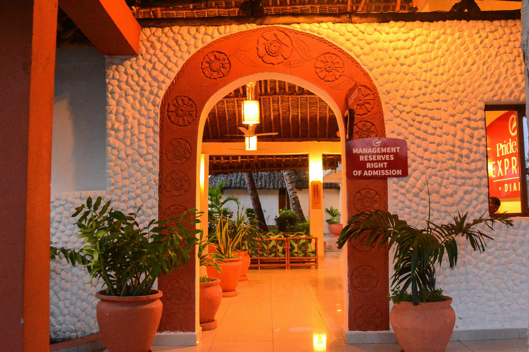 Prideinn Hotel Diani Diani Beach Εξωτερικό φωτογραφία